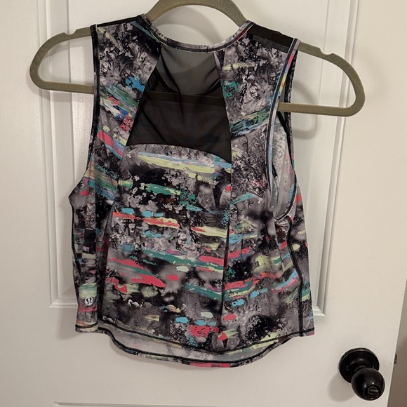 Lululemon Pattern Tank Top - Picture 3 of 4